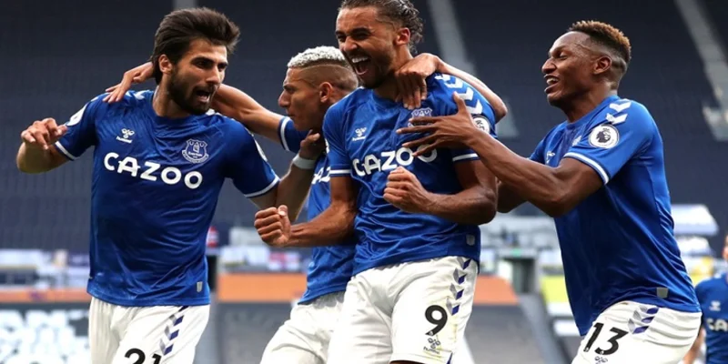 Everton vắng mặt nhiều cầu thủ chủ chốt